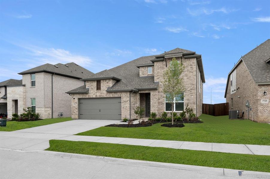 17141 Oxborough- Front-2 17141 Oxborough- Front-2
