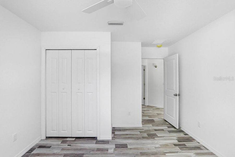 Spacious, unfurnished interior of a new home in , Summerfield (Image 8).
