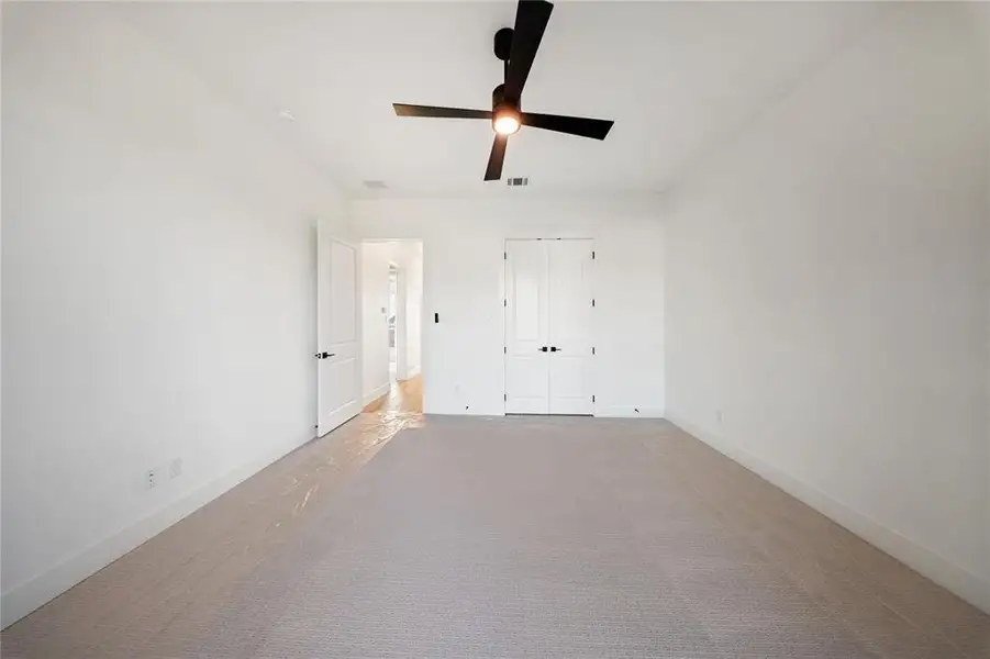 Spacious, unfurnished interior of a new home in , Azle (Image 16).
