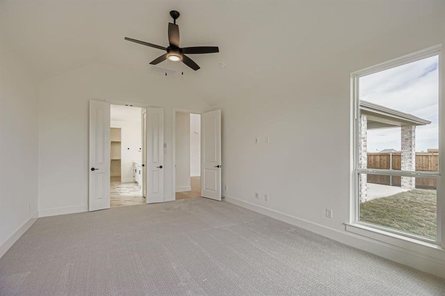 Spacious, unfurnished interior of a new home in Ten Mile Creek 55s, Celina (Image 19).