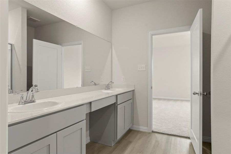 PrimaryBathroom3 PrimaryBathroom3