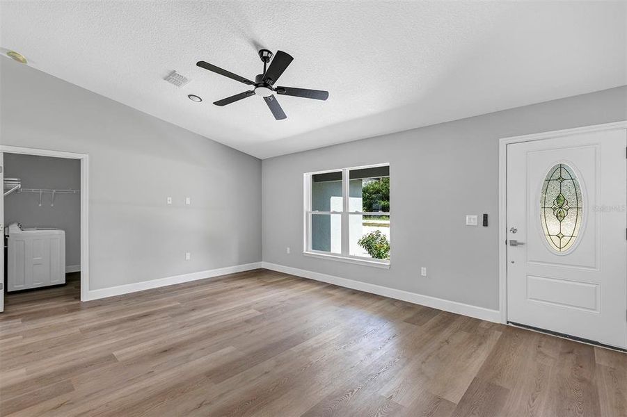Spacious, unfurnished interior of a new home in , Dunnellon (Image 32). Spacious, unfurnished interior of a new home in , Dunnellon (Image 32).