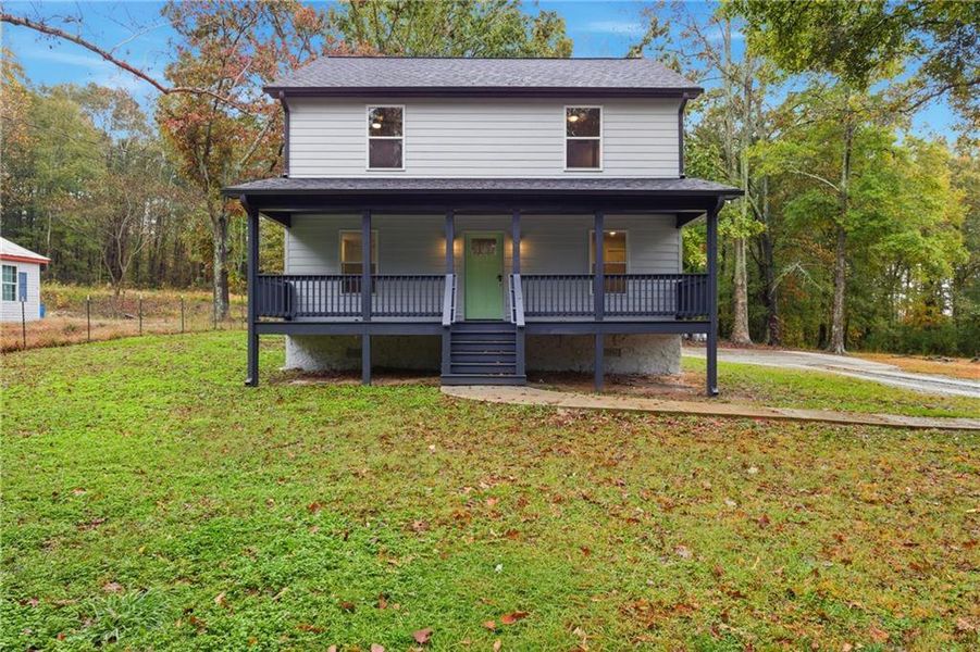 Exterior details and patio area of a home in , Toccoa (Image 27).