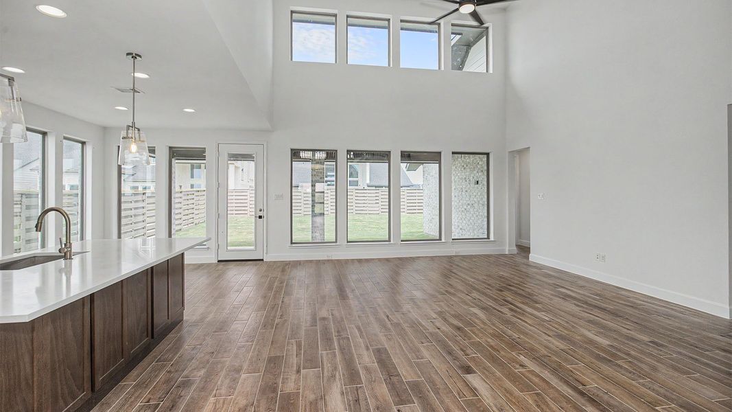 Spacious, unfurnished interior of a new home in Austin Point, Richmond (Image 8).