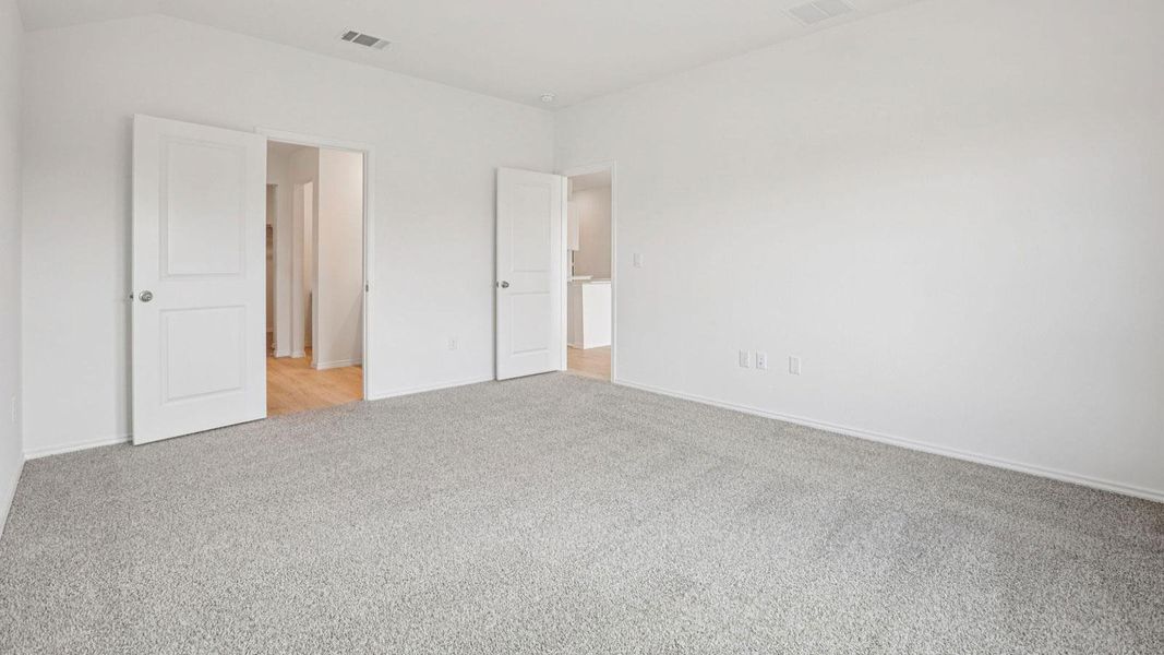 Spacious, unfurnished interior of a new home in Carillon, Manor (Image 21). Spacious, unfurnished interior of a new home in Carillon, Manor (Image 21).