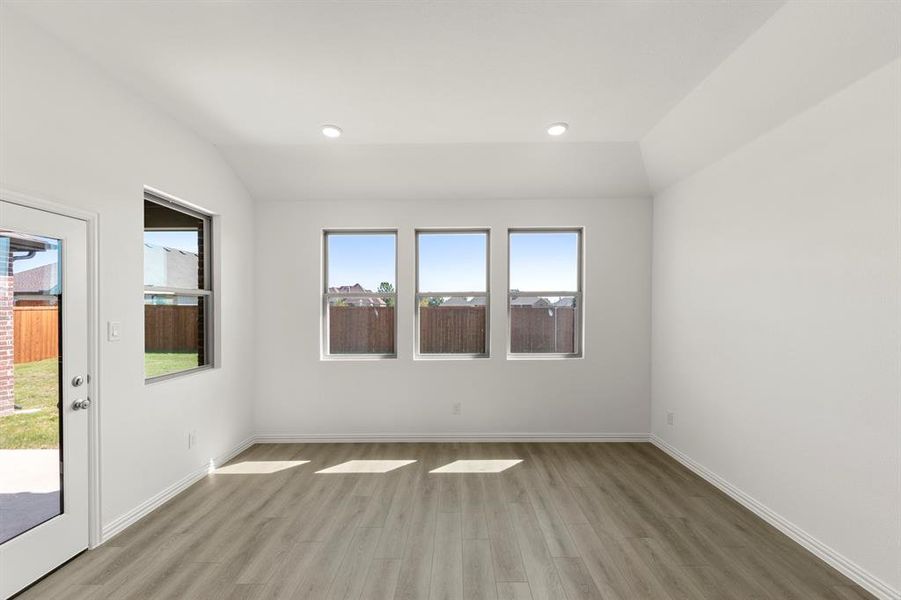 15. 1322 Parkdale - Dining 15. 1322 Parkdale - Dining