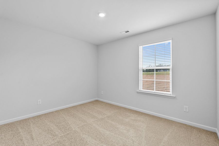 Spacious, unfurnished interior of a new home in Brooke Hill, Lewisville (Image 40).