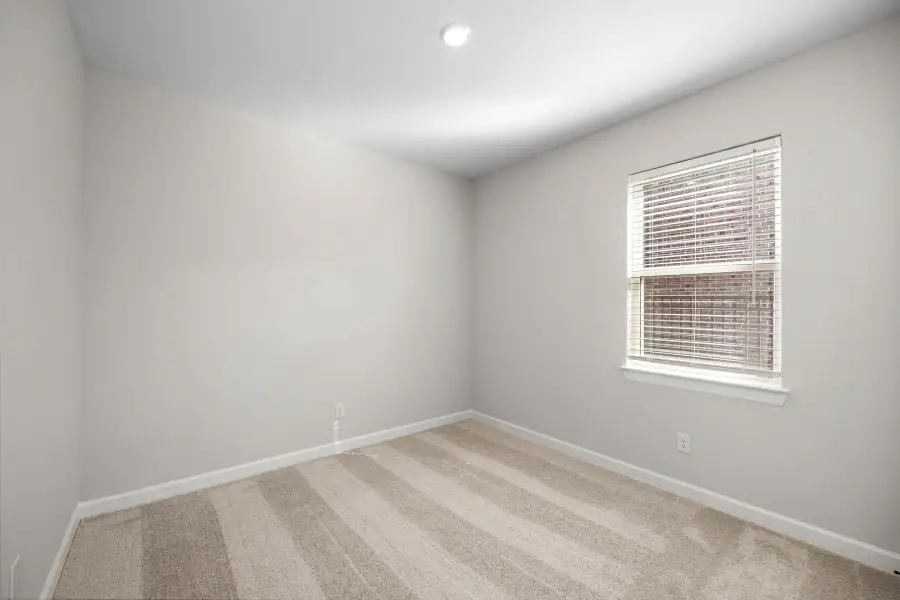 Spacious, unfurnished interior of a new home in Sunterra, Katy (Image 9). Spacious, unfurnished interior of a new home in Sunterra, Katy (Image 9).