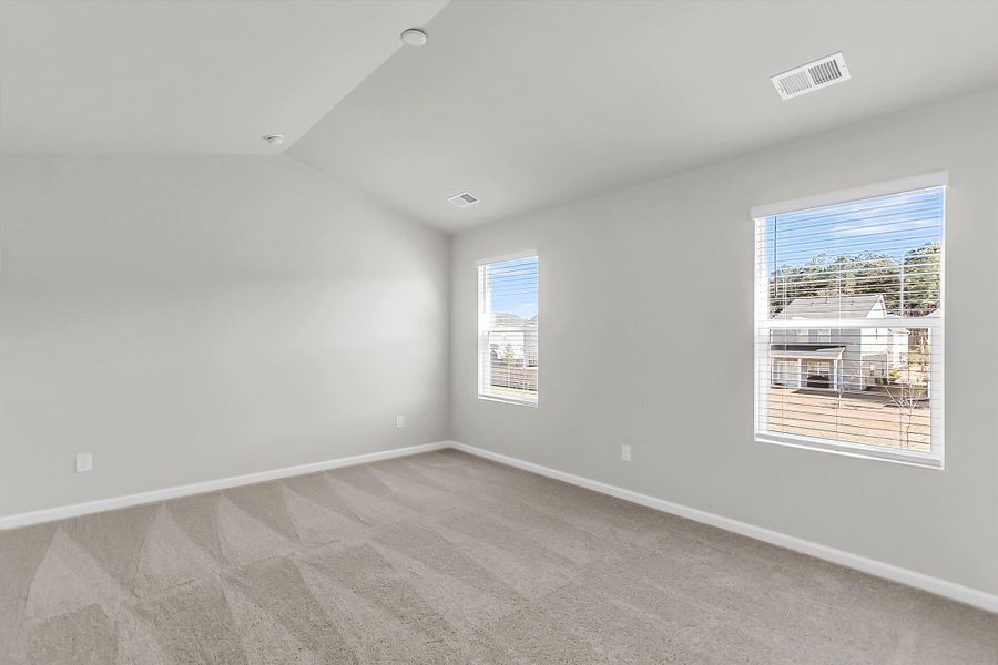 Spacious, unfurnished interior of a new home in Six Oaks, Summerville (Image 32).