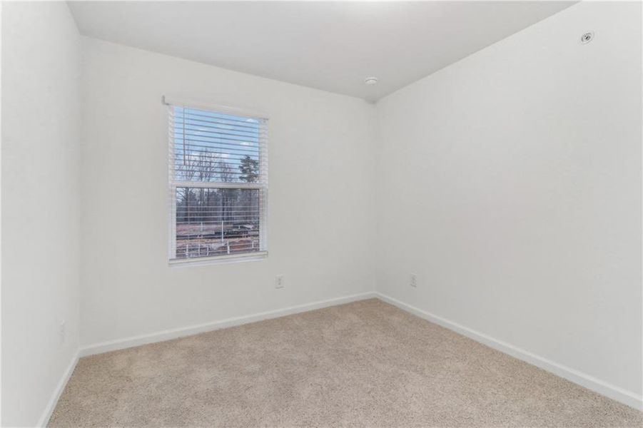 Spacious, unfurnished interior of a new home in Laurelwood, Douglasville (Image 14).