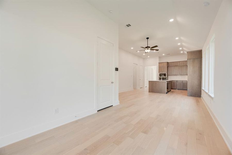 Spacious, unfurnished interior of a new home in Cottages of Celina, Celina (Image 19).