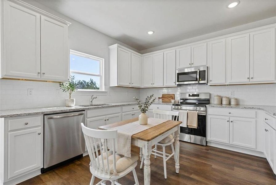 Furnished interior view inside a new home in High Shoals, Dallas (Image 6).