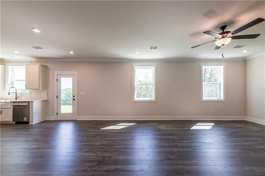 Spacious, unfurnished interior of a new home in Cambridge at Steels Bridge, Canton (Image 19). Spacious, unfurnished interior of a new home in Cambridge at Steels Bridge, Canton (Image 19).
