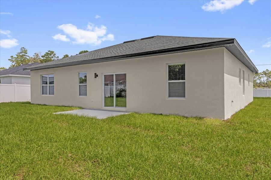 Front exterior of a new home in , Ocala, FL, highlighting curb appeal (Image 18).