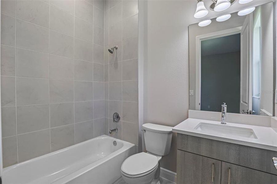 Furnished interior view inside a new home in Cresswind Lakewood Ranch, Lakewood Ranch (Image 11).