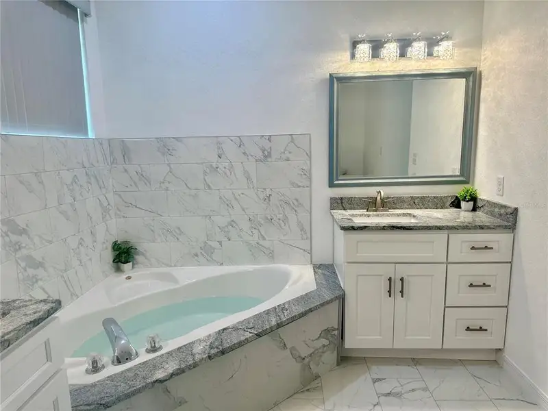 Furnished interior view inside a new home in , Mount Dora (Image 7).