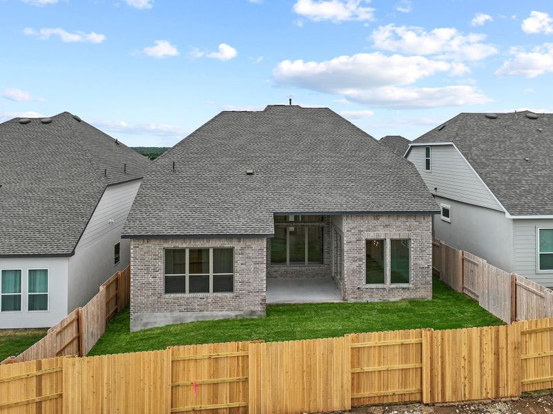 Exterior details and patio area of a home in Nolina, Georgetown (Image 4).