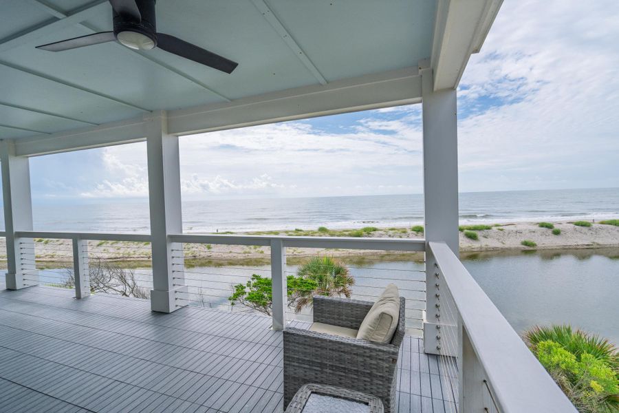 Exterior details and patio area of a home in , Edisto Island (Image 25).