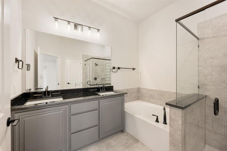 Furnished interior view inside a new home in Maplewood, Glenn Heights (Image 12).