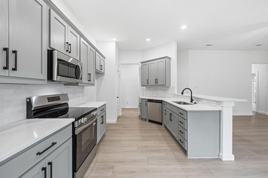Representative furnished interior of a home built from the Hanover by Cheldan Homes in Craftsmen's Corner, Cleburne (Image 56).