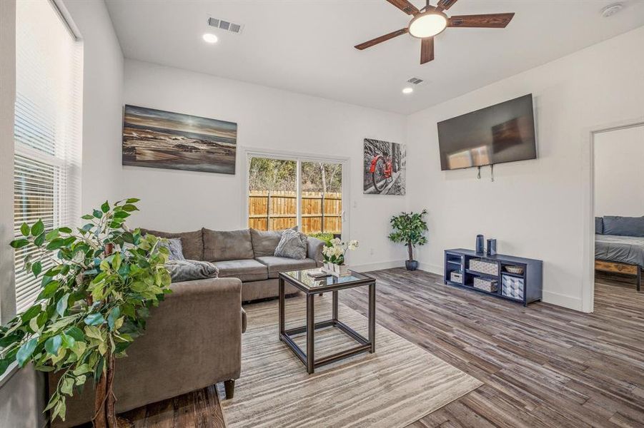 Furnished interior view inside a new home in , Granbury (Image 11).