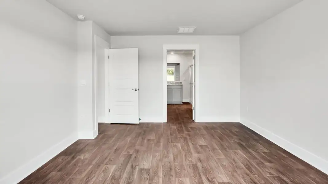 Spacious, unfurnished interior of a new home in Brookside, Richlands (Image 22).