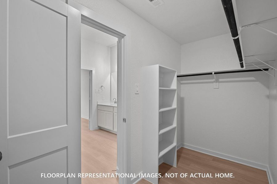 Image 27 of a home in Pinewood at Grand Texas.