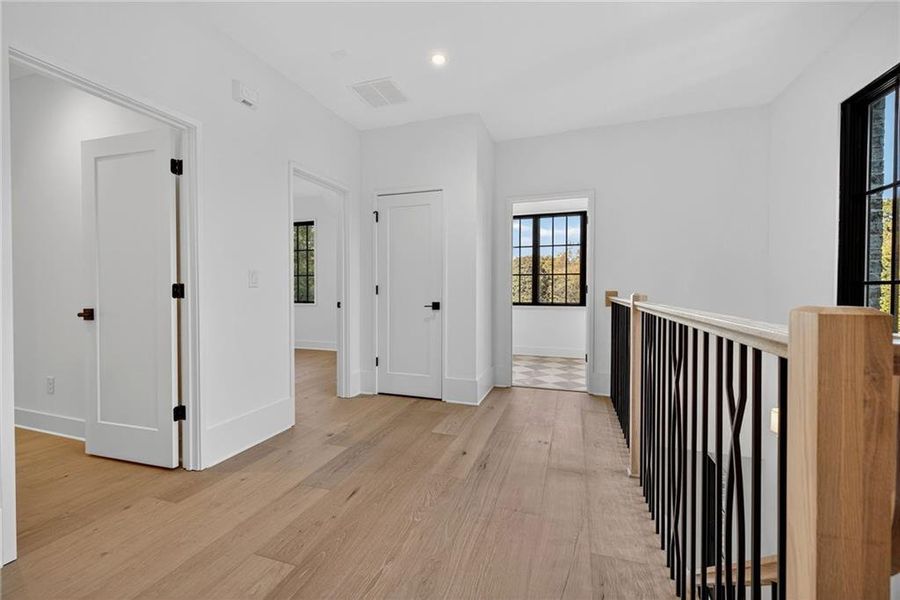 Spacious, unfurnished interior of a new home in , Atlanta (Image 26).
