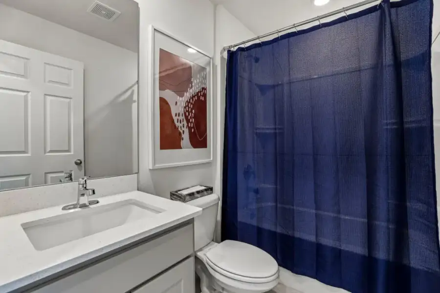 Furnished interior view inside a new home in Cape Coral, Cape Coral (Image 17).