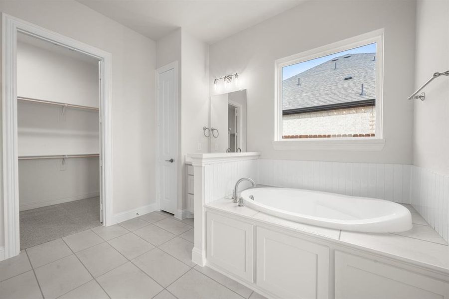 5410 Rowlan- Primary Suite-5