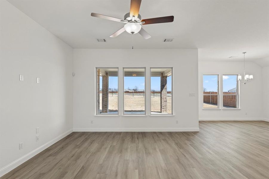 8_09. 541 San Angelo - Family (2)