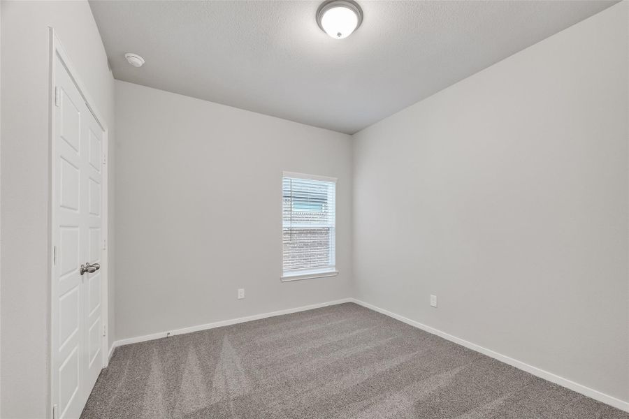Spacious, unfurnished interior of a new home in Rollingbrook Estates, Baytown (Image 36).