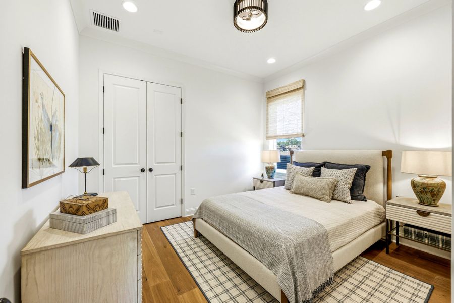 Furnished interior view inside a new home in Amelia National Country Club, Fernandina Beach (Image 30).