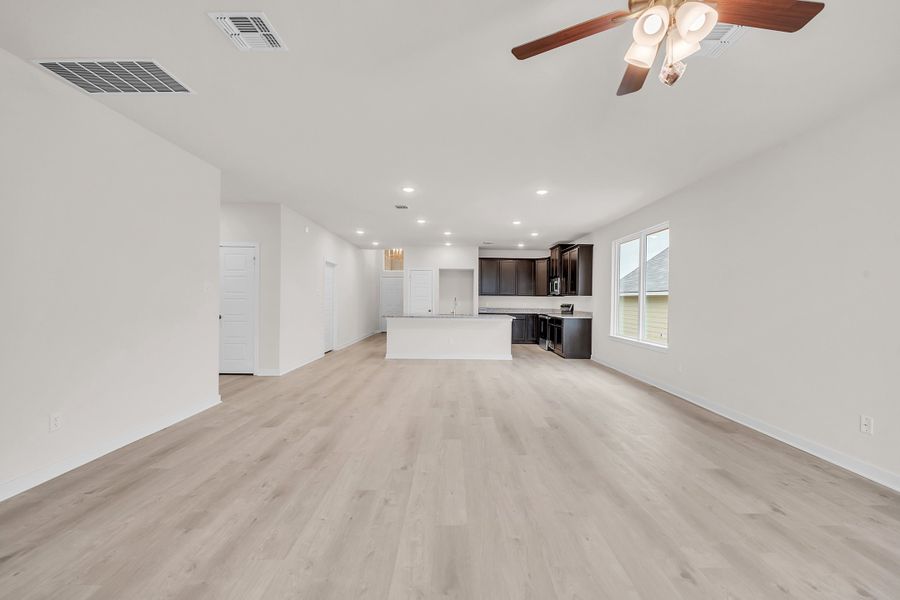 Spacious, unfurnished interior of a new home in The Village at Elm Creek, Troy (Image 13). Spacious, unfurnished interior of a new home in The Village at Elm Creek, Troy (Image 13).