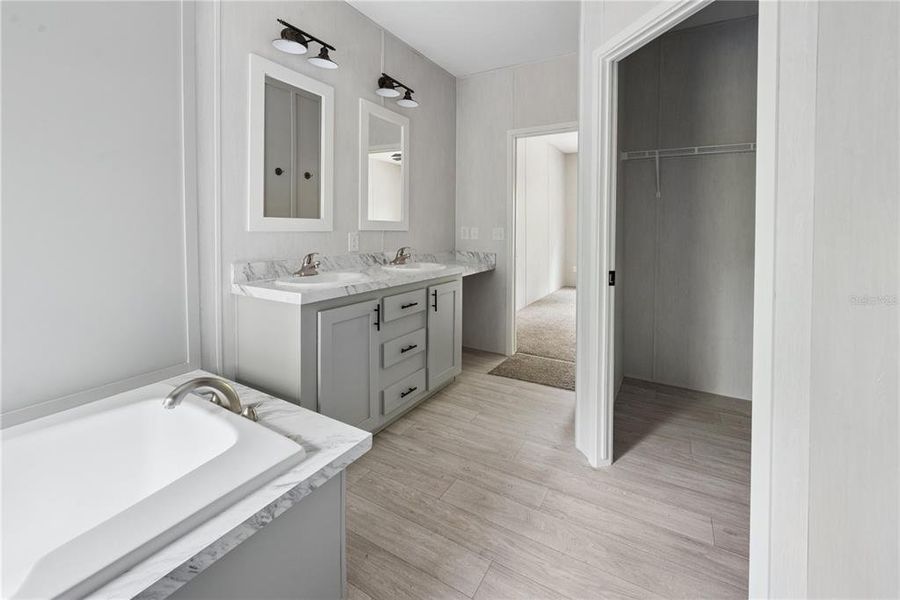 Furnished interior view inside a new home in , Starke (Image 15).