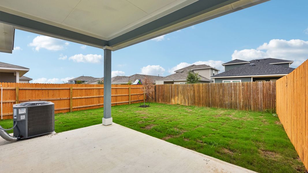 Exterior details and patio area of a home in Wayside, Uhland (Image 20).