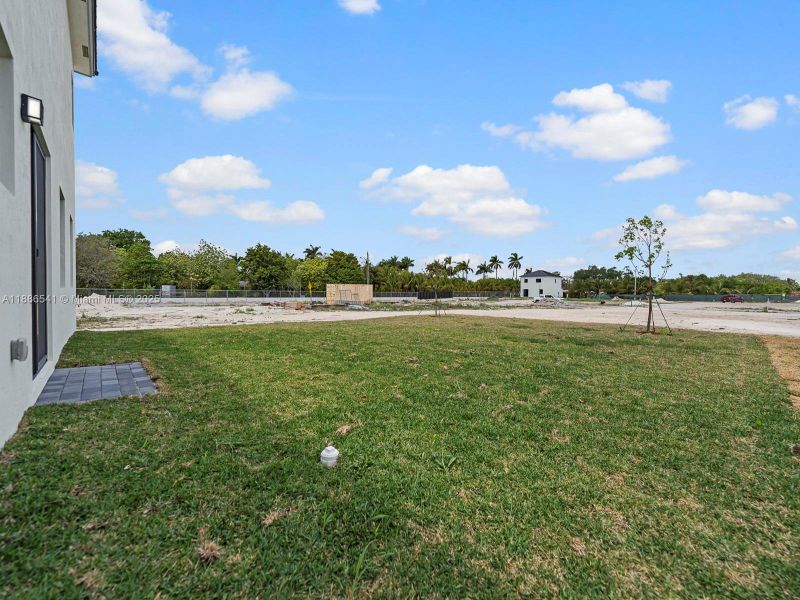 Image 44 of a home in .