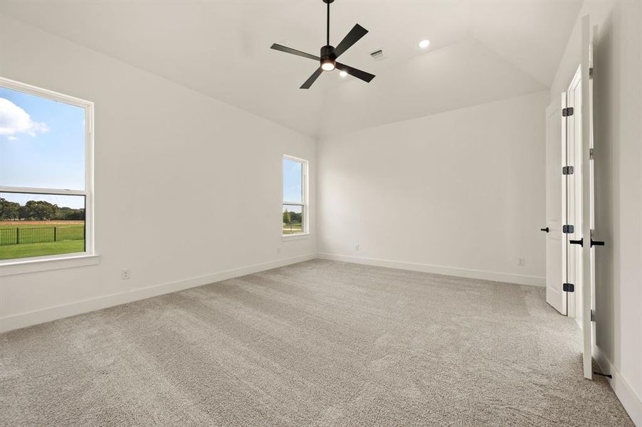 Spacious, unfurnished interior of a new home in Highland Oaks, Boyd (Image 23). Spacious, unfurnished interior of a new home in Highland Oaks, Boyd (Image 23).