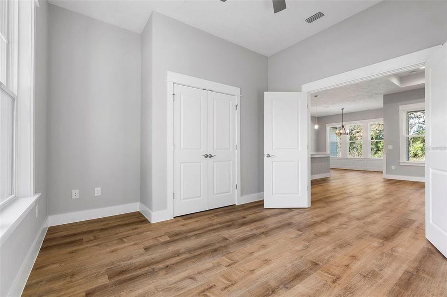 Image 27 of a home in .