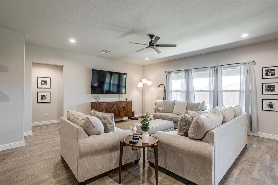 Furnished interior view inside a new home in , Cedar Hill (Image 31). Furnished interior view inside a new home in , Cedar Hill (Image 31).