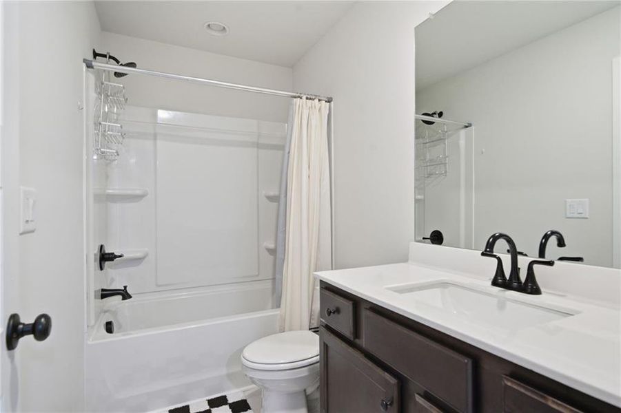 Furnished interior view inside a new home in , Gainesville (Image 12).