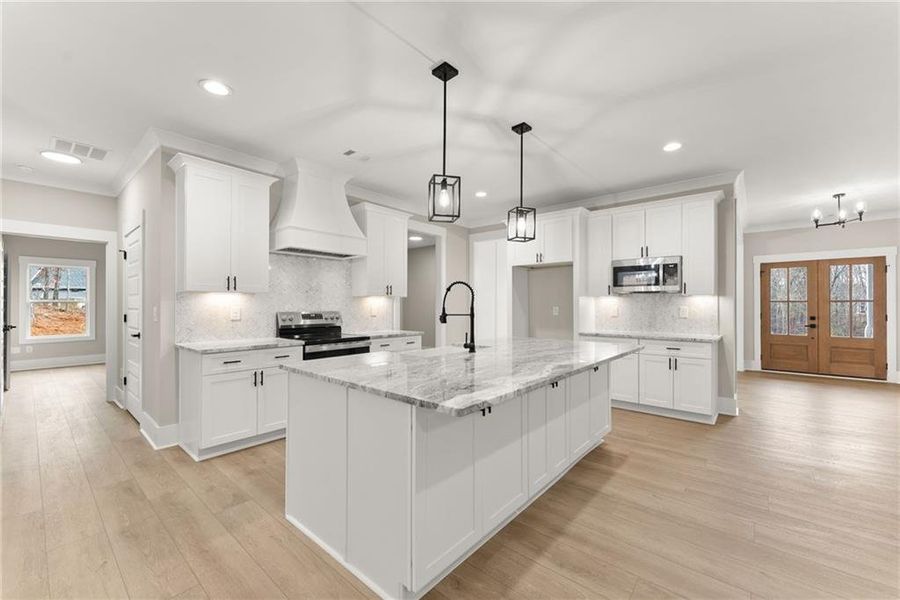 Furnished interior view inside a new home in , Clarkesville (Image 6).