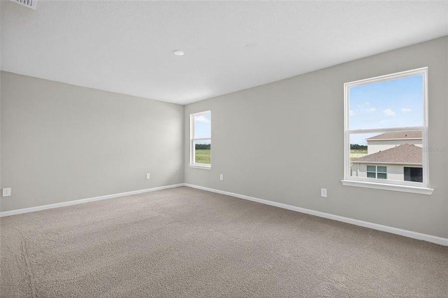 Spacious, unfurnished interior of a new home in Crosswind Ranch, Parrish (Image 15).