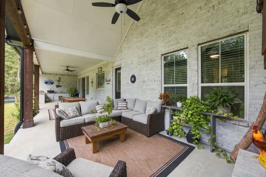 Exterior details and patio area of a home in , Tomball (Image 26).