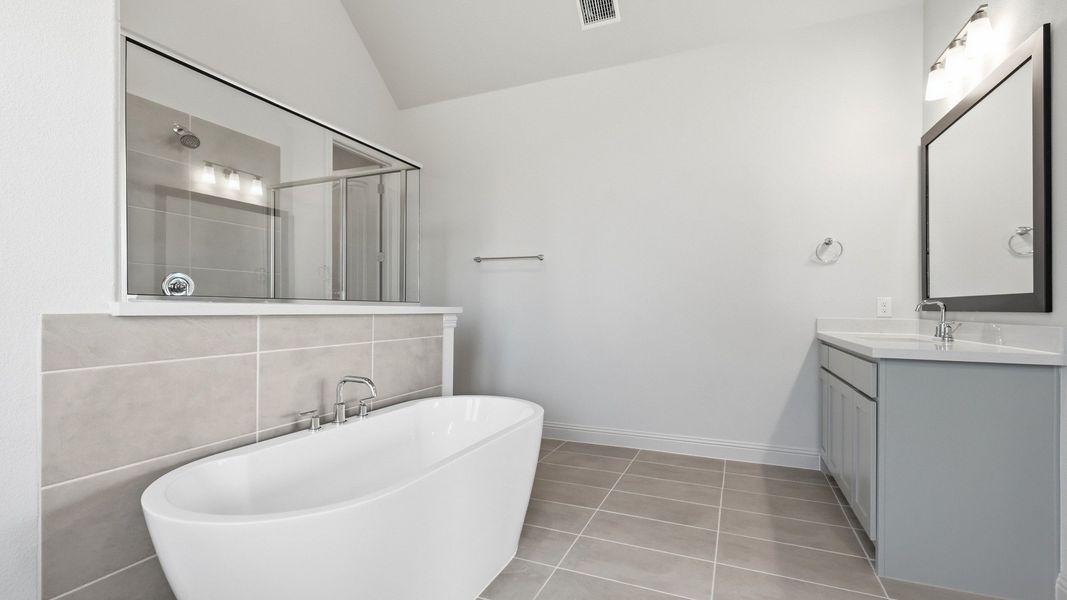 Furnished interior view inside a new home in Lakeshore Bluffs, Shady Shores (Image 44).