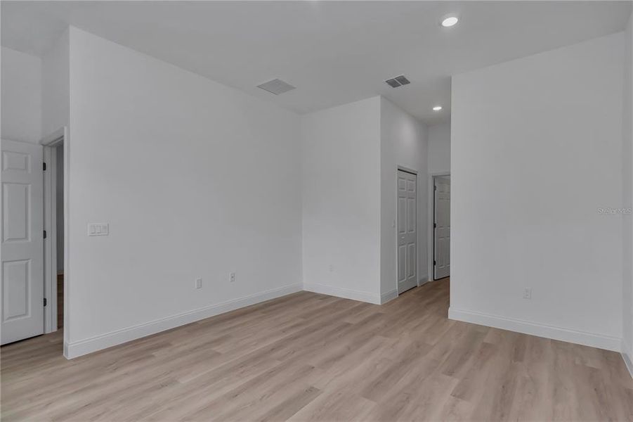 Spacious, unfurnished interior of a new home in , Citrus Springs (Image 31). Spacious, unfurnished interior of a new home in , Citrus Springs (Image 31).