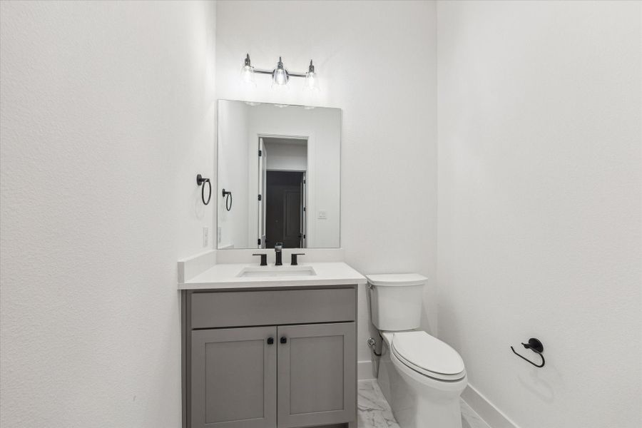 Furnished interior view inside a new home in Lakeview, Waller (Image 3).