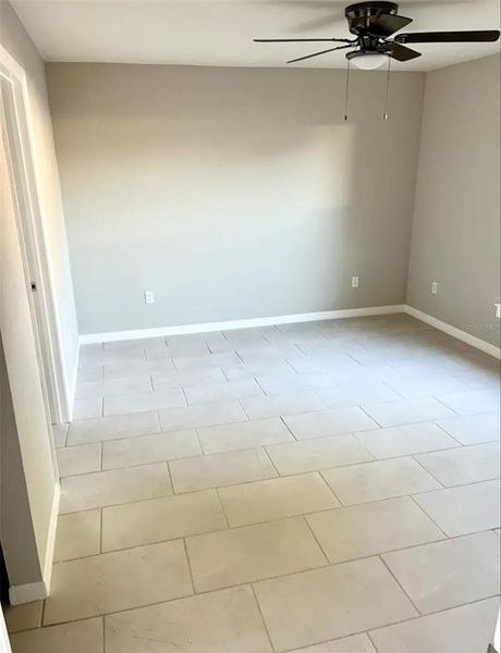 Spacious, unfurnished interior of a new home in , Lakeland (Image 4).