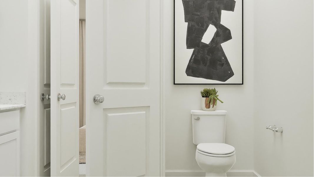 3538 Aurora Owners Bath 2of2 F1 Base2 9 19 25