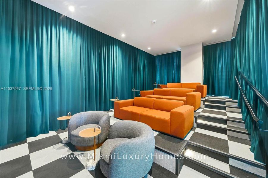 Community amenities in , Miami (Image 38).